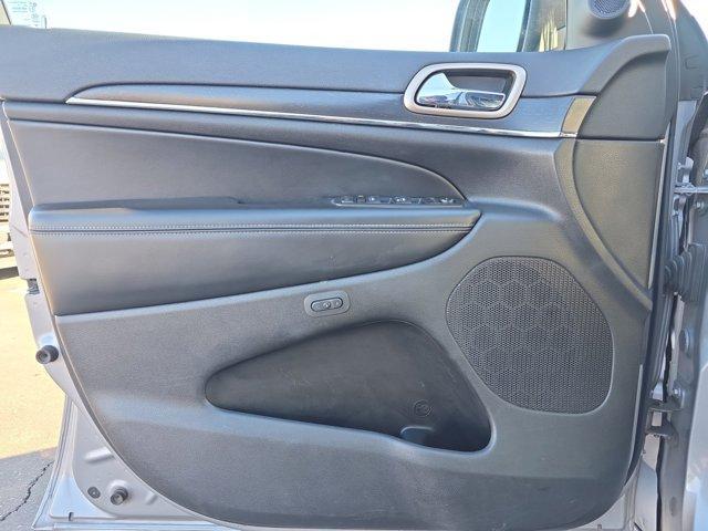 used 2015 Jeep Grand Cherokee car, priced at $12,000