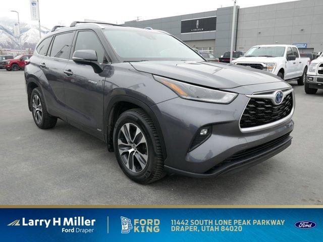 used 2021 Toyota Highlander Hybrid car, priced at $34,279