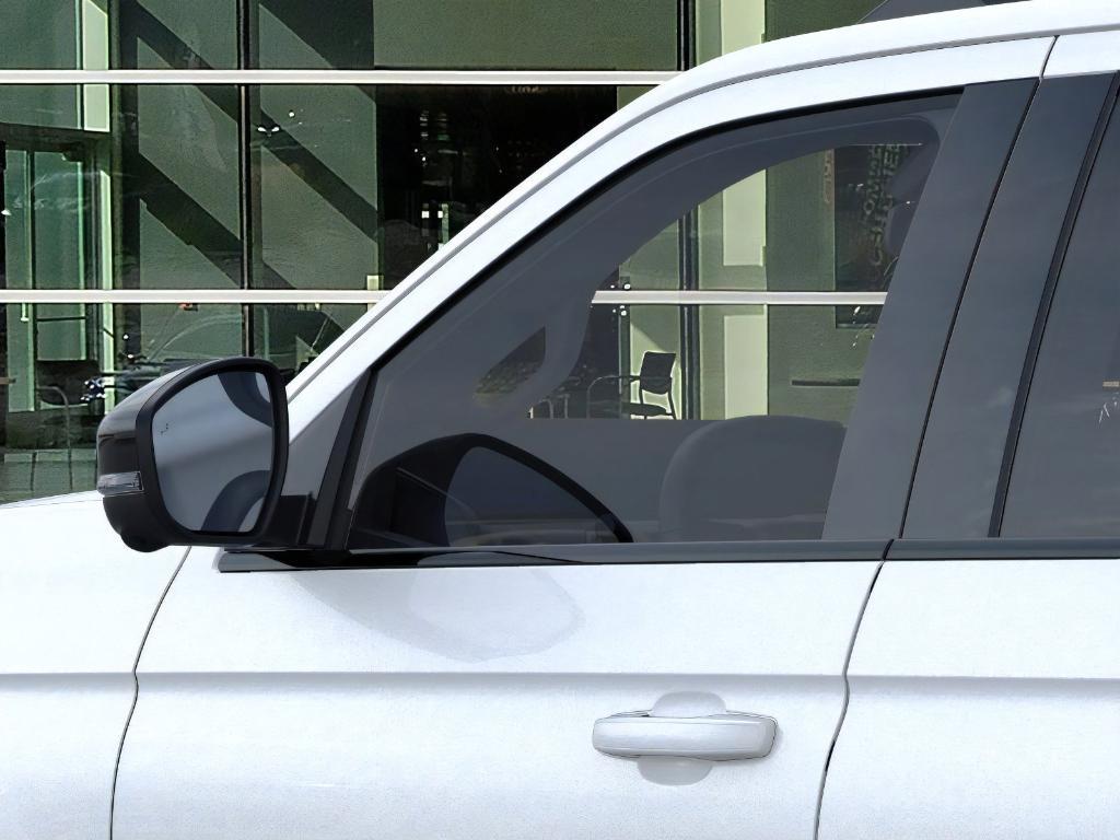 new 2025 Ford Expedition car, priced at $81,086