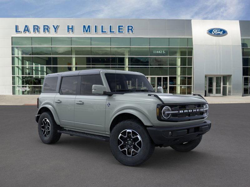 new 2024 Ford Bronco car, priced at $51,695