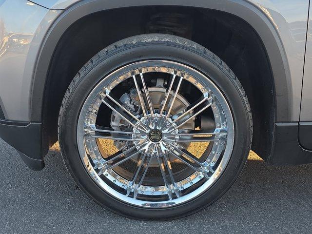 used 2021 Chevrolet Traverse car, priced at $17,805