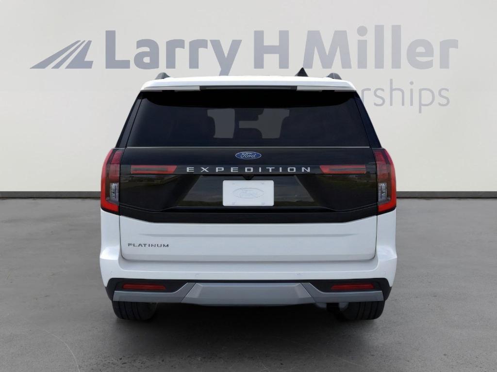 new 2025 Ford Expedition car, priced at $76,875