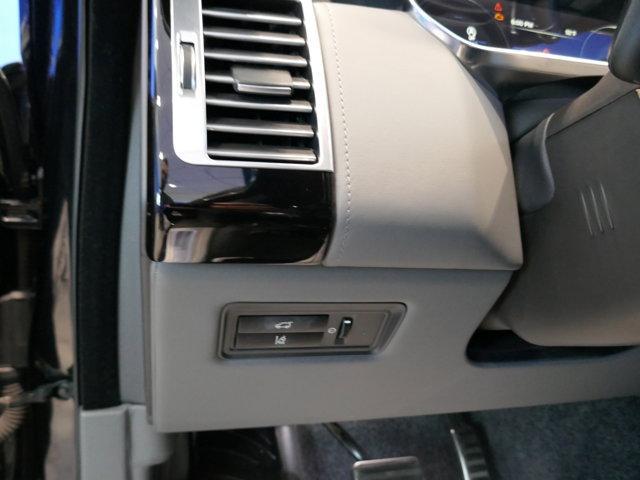 used 2015 Land Rover Range Rover car, priced at $32,324
