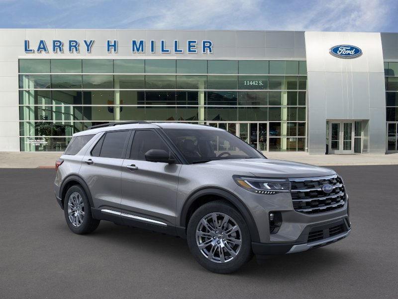 new 2025 Ford Explorer car, priced at $46,705