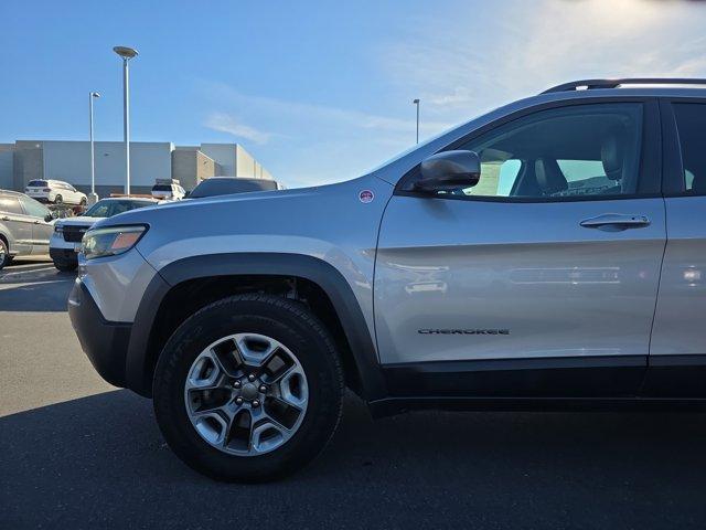 used 2019 Jeep Cherokee car, priced at $16,221