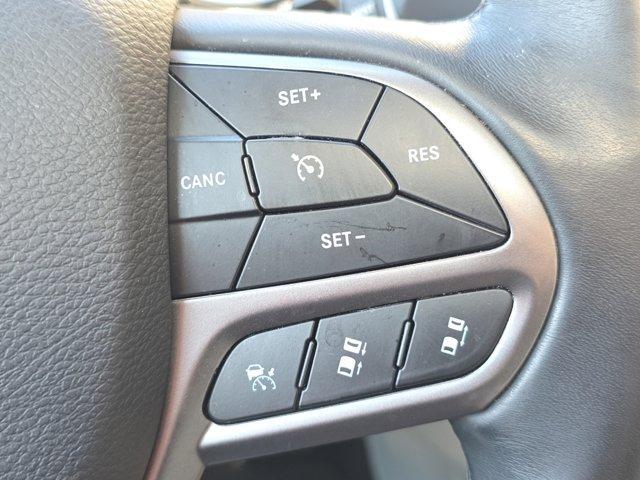 used 2019 Jeep Cherokee car, priced at $22,046