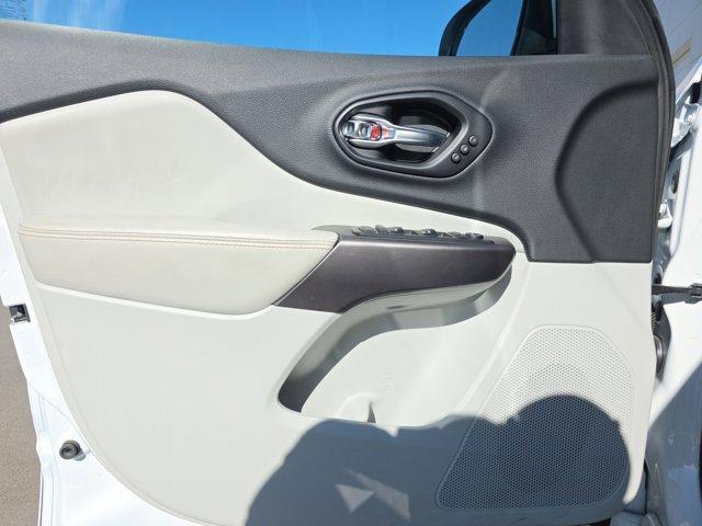 used 2019 Jeep Cherokee car, priced at $22,046