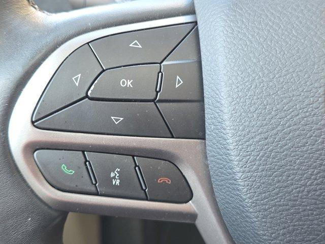 used 2019 Jeep Cherokee car, priced at $22,046