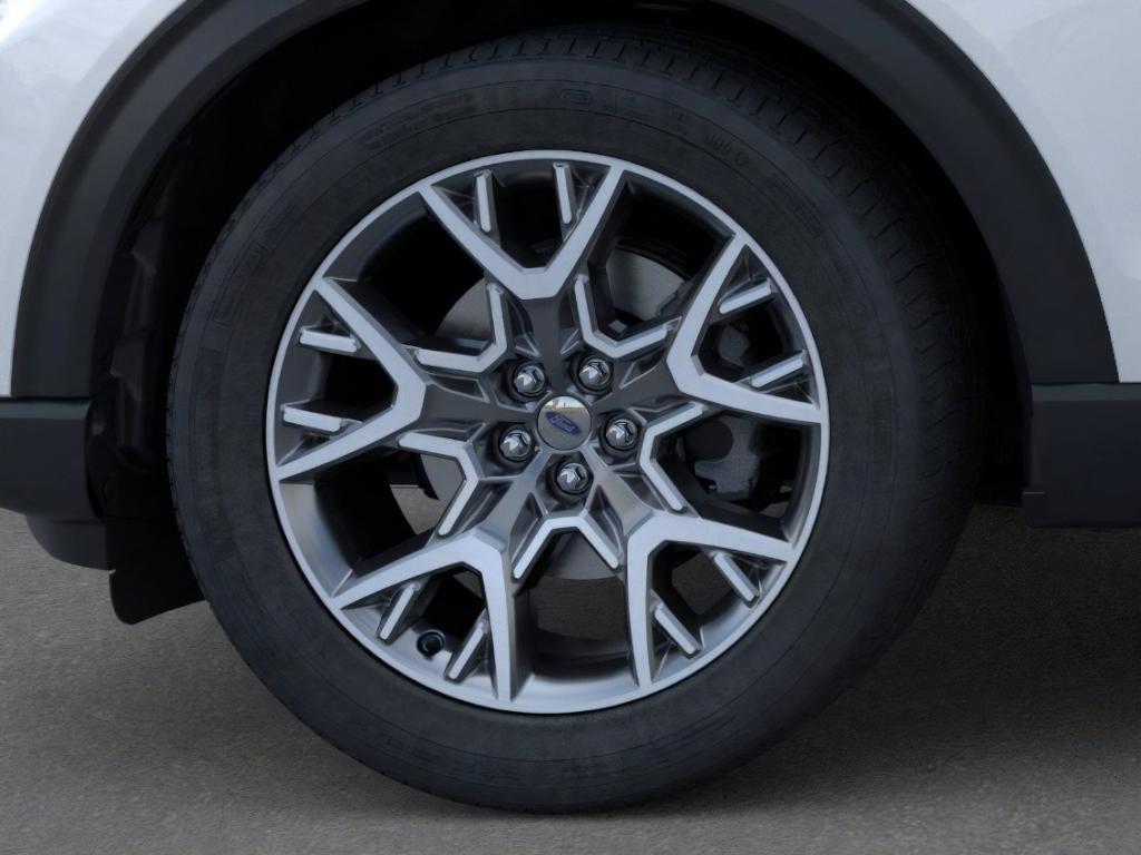 new 2025 Ford Explorer car, priced at $55,826
