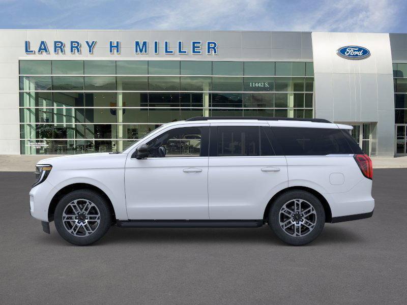 new 2025 Ford Expedition car, priced at $70,194