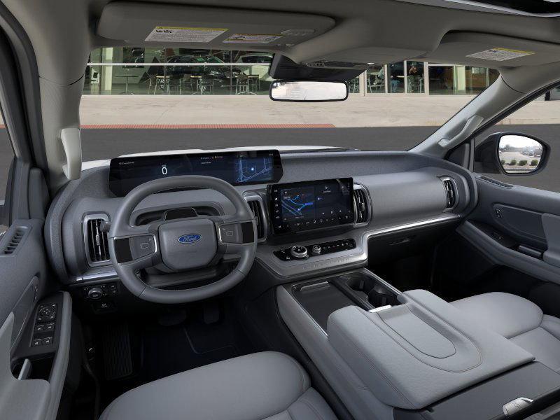 new 2025 Ford Expedition car, priced at $70,194