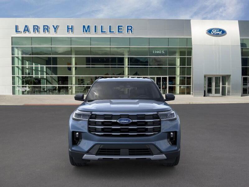 new 2025 Ford Explorer car, priced at $47,700