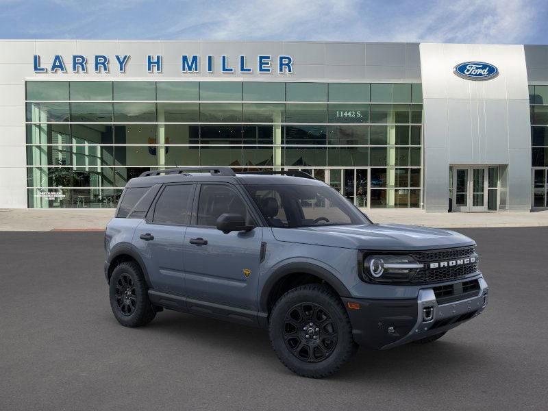 new 2025 Ford Bronco Sport car, priced at $41,195