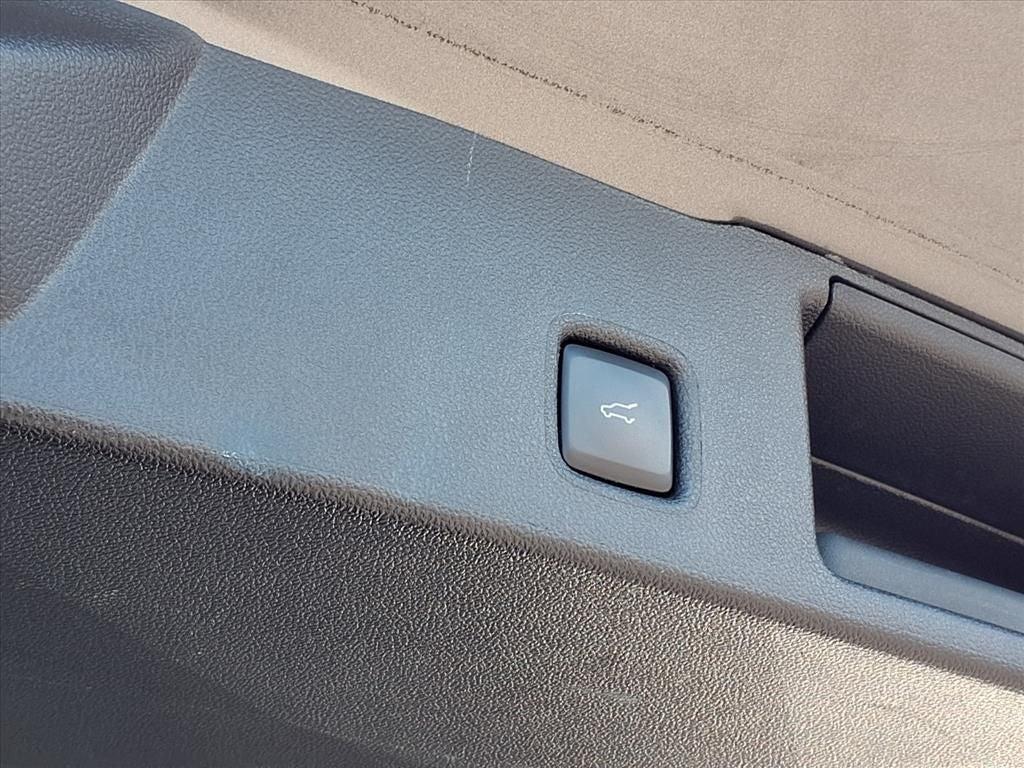 used 2022 Ford Escape car, priced at $19,998