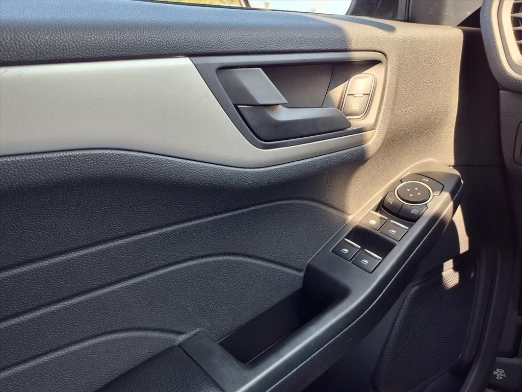 used 2022 Ford Escape car, priced at $19,998