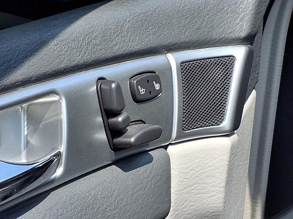 used 2008 Chrysler Pacifica car, priced at $6,888