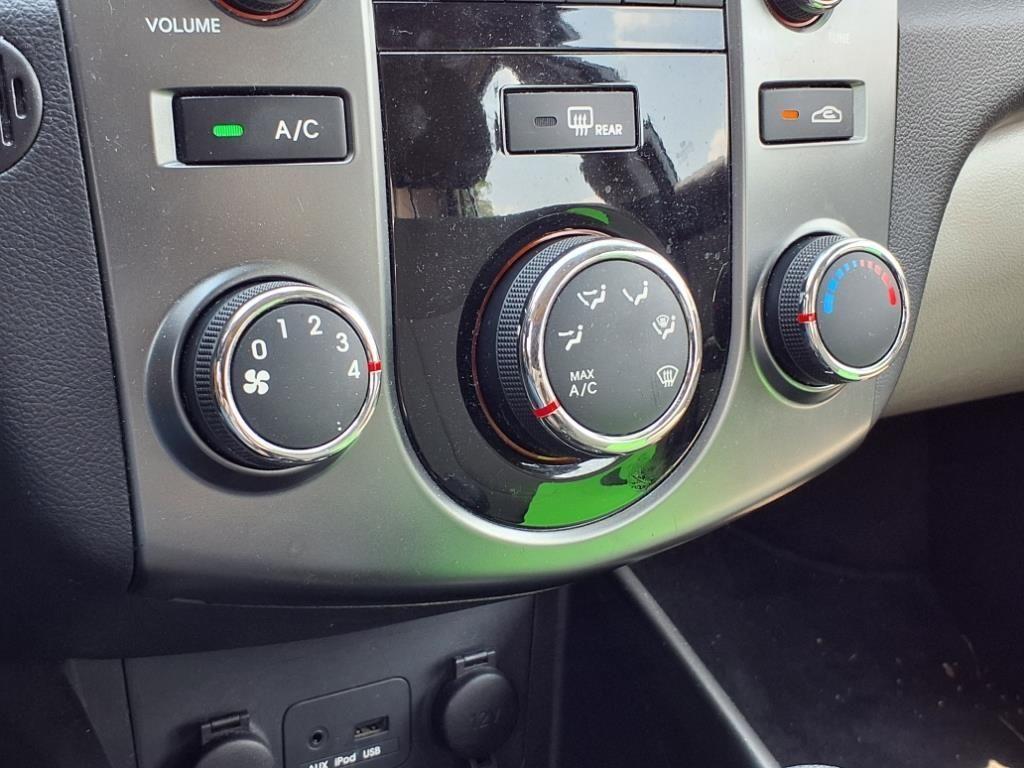 used 2013 Kia Forte car, priced at $3,888