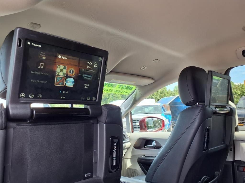 used 2018 Chrysler Pacifica car, priced at $12,488