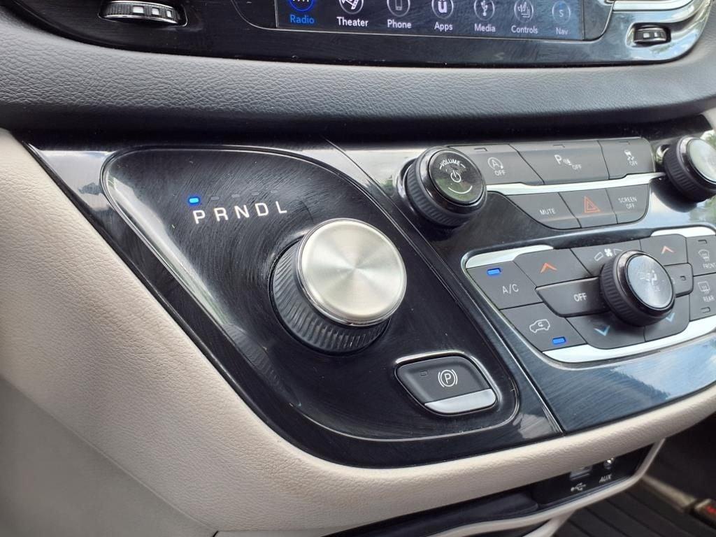 used 2018 Chrysler Pacifica car, priced at $12,488