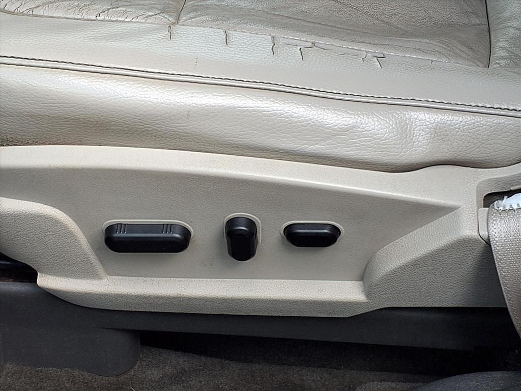 used 2011 Ford Flex car, priced at $4,888