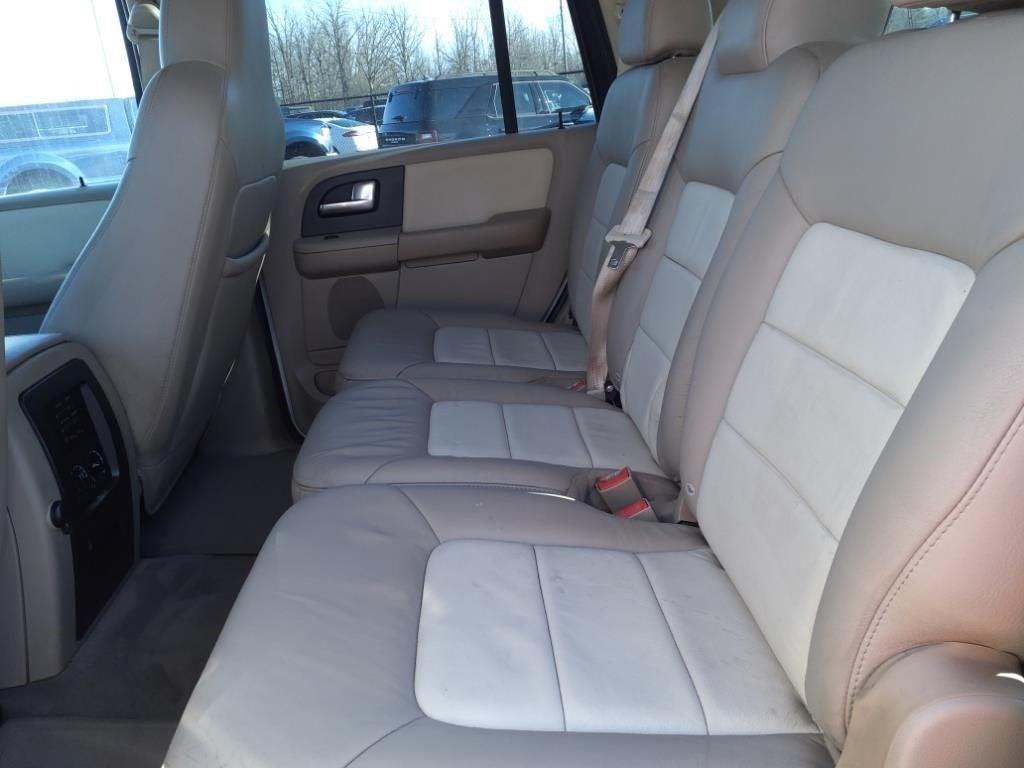 used 2003 Ford Expedition car, priced at $3,998