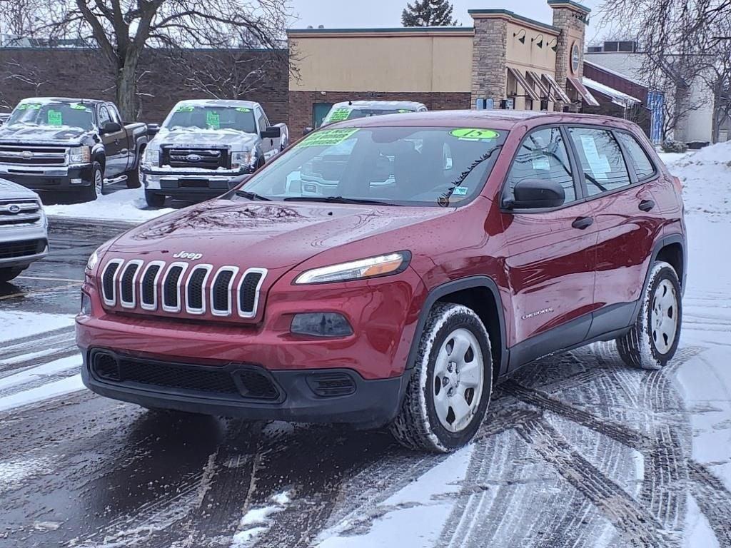 used 2015 Jeep Cherokee car, priced at $8,988