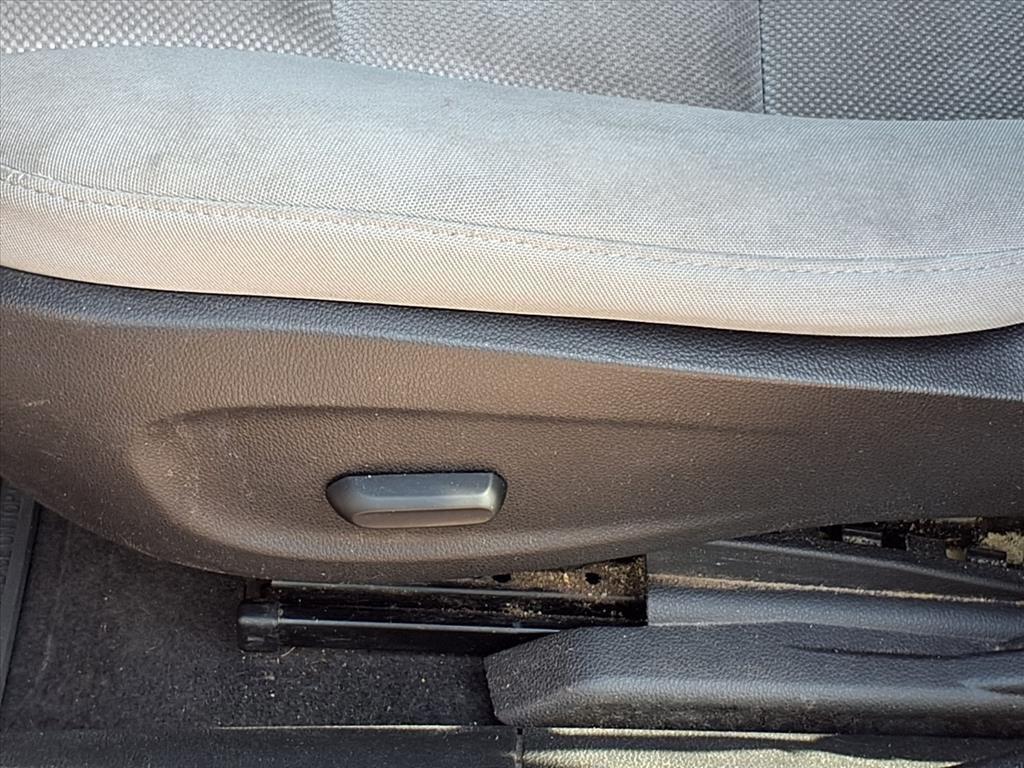 used 2015 Chevrolet Cruze car, priced at $2,999
