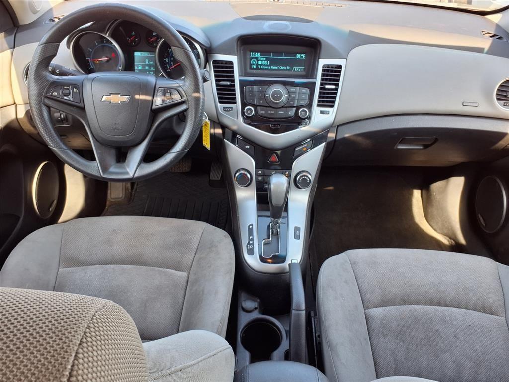 used 2015 Chevrolet Cruze car, priced at $2,999