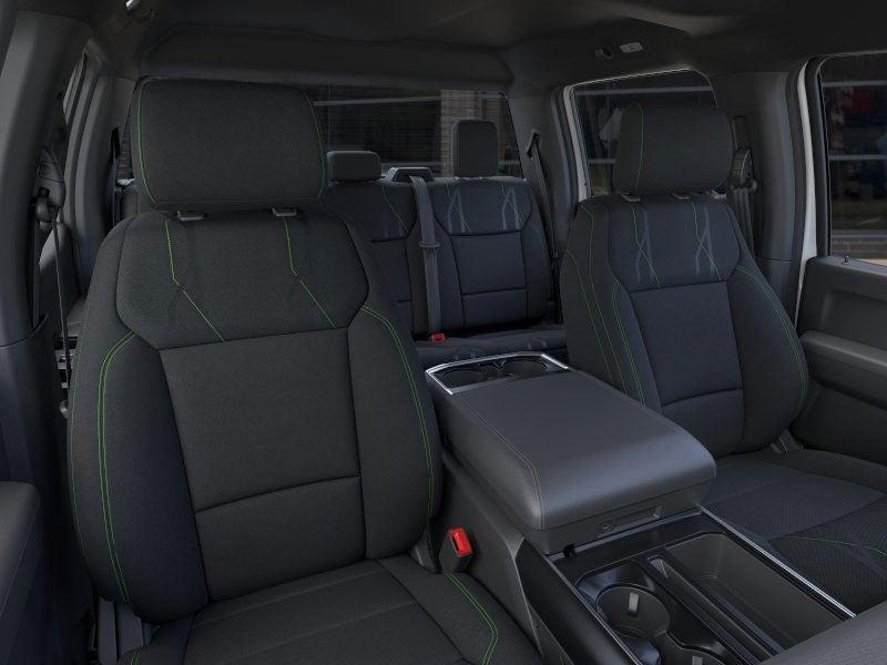 new 2025 Ford F-150 car, priced at $48,372