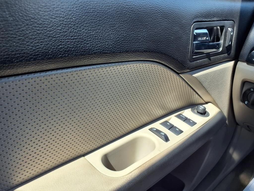 used 2009 Ford Fusion car, priced at $2,995