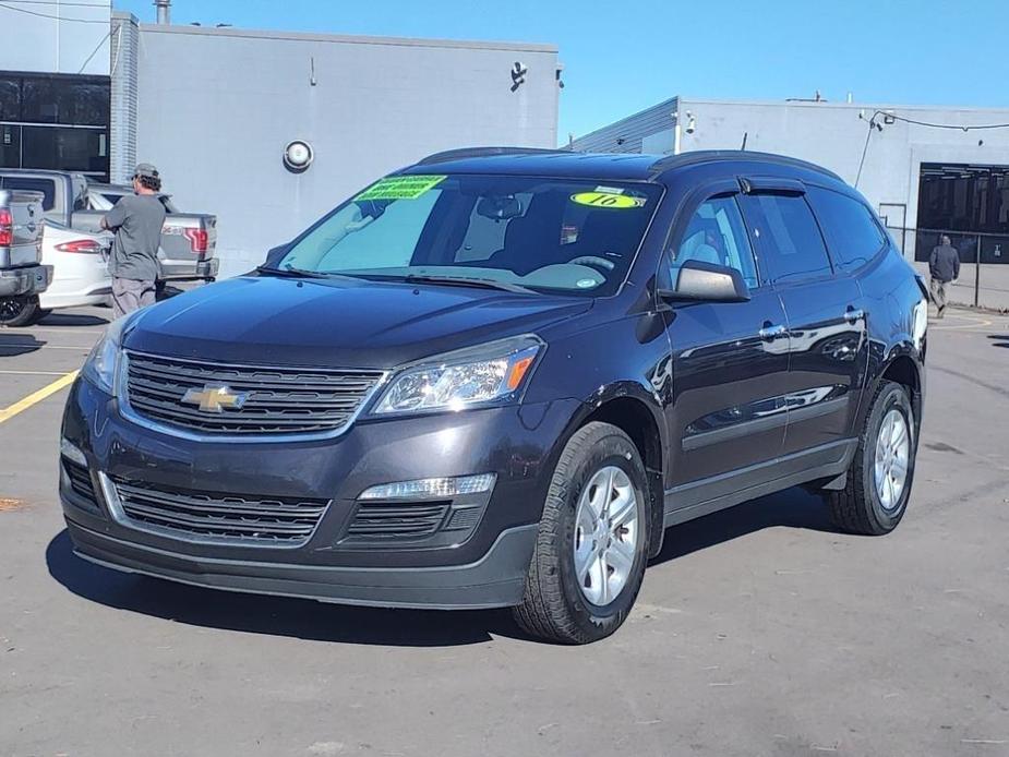 used 2016 Chevrolet Traverse car, priced at $9,998