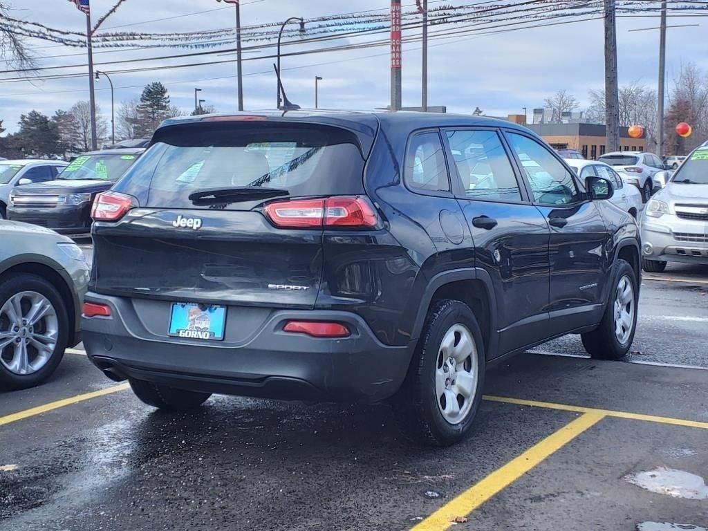 used 2015 Jeep Cherokee car, priced at $5,288