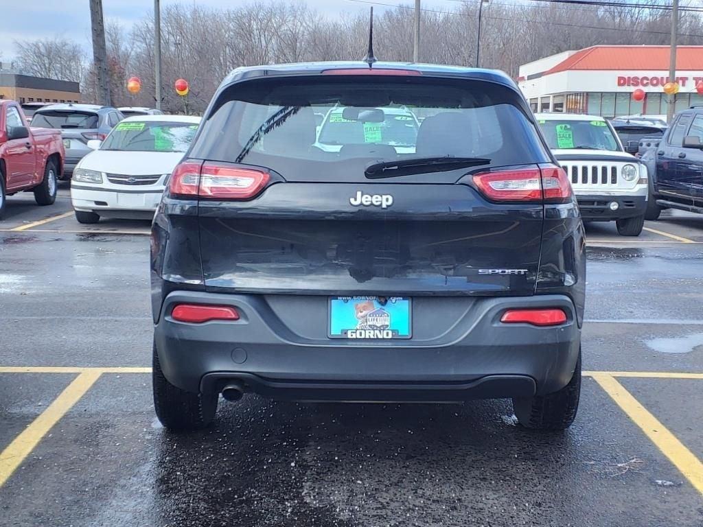 used 2015 Jeep Cherokee car, priced at $5,288