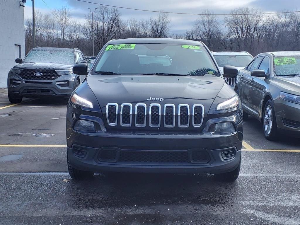 used 2015 Jeep Cherokee car, priced at $5,288