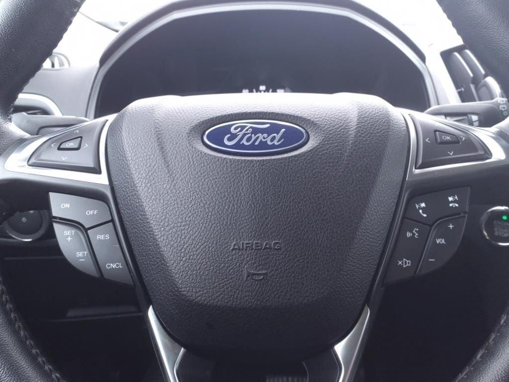 used 2022 Ford Edge car, priced at $29,990