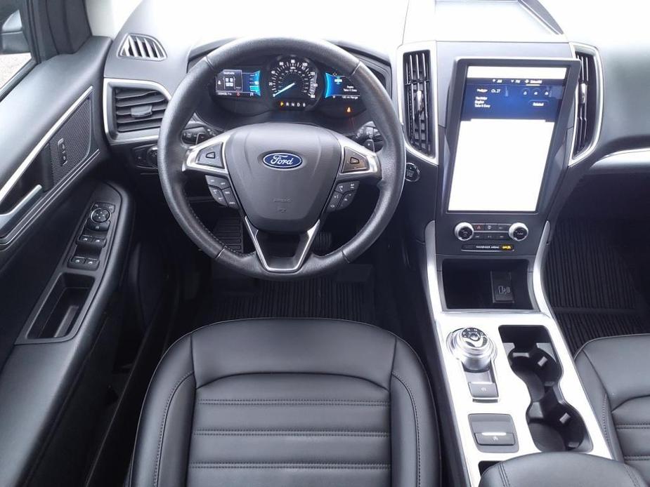 used 2022 Ford Edge car, priced at $28,000