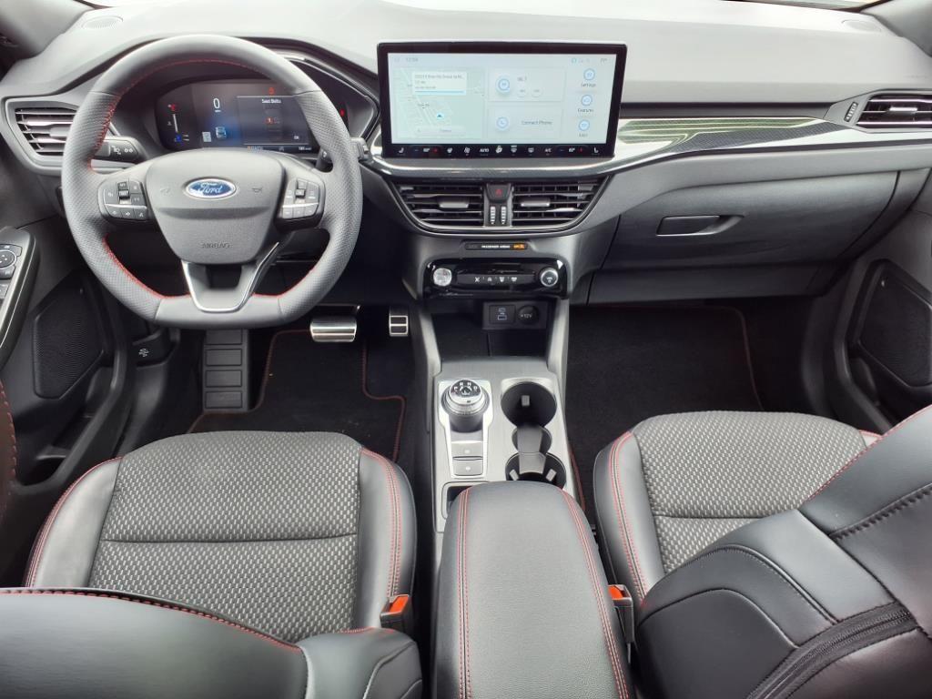 used 2023 Ford Escape car, priced at $28,990