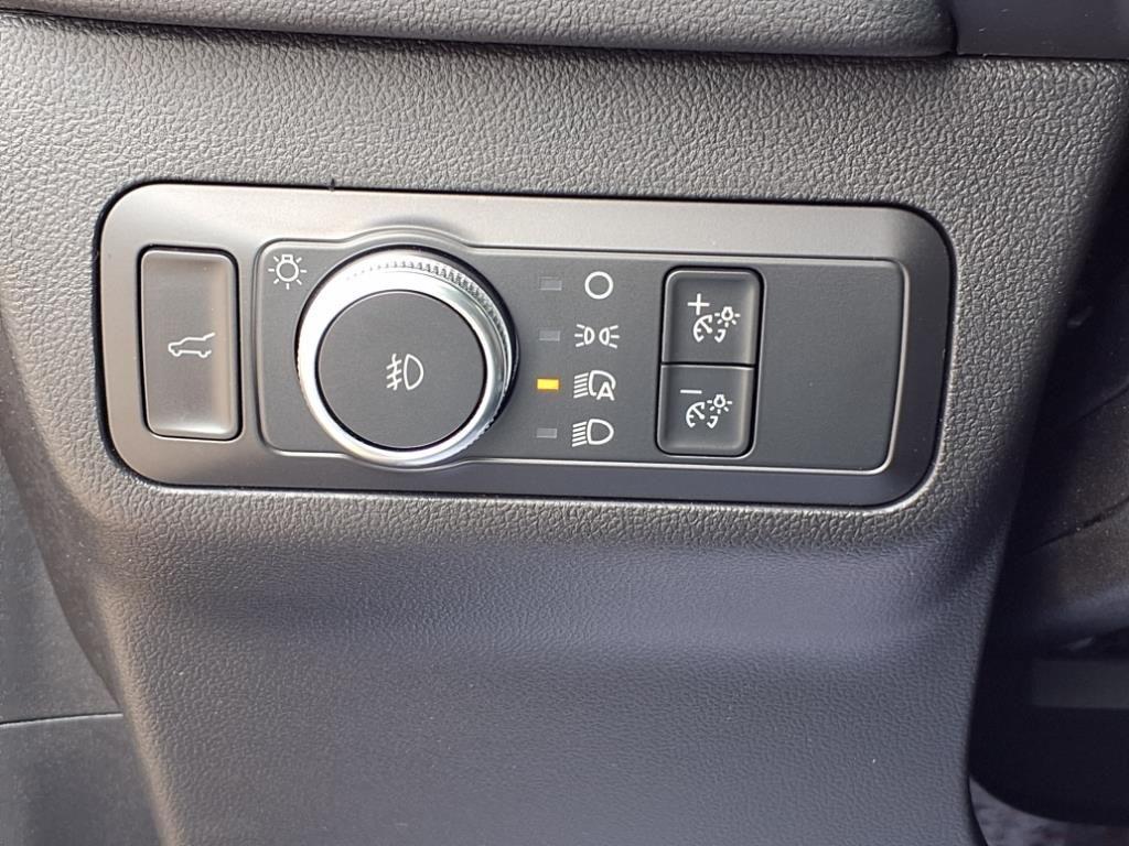 used 2022 Ford Escape car, priced at $24,990