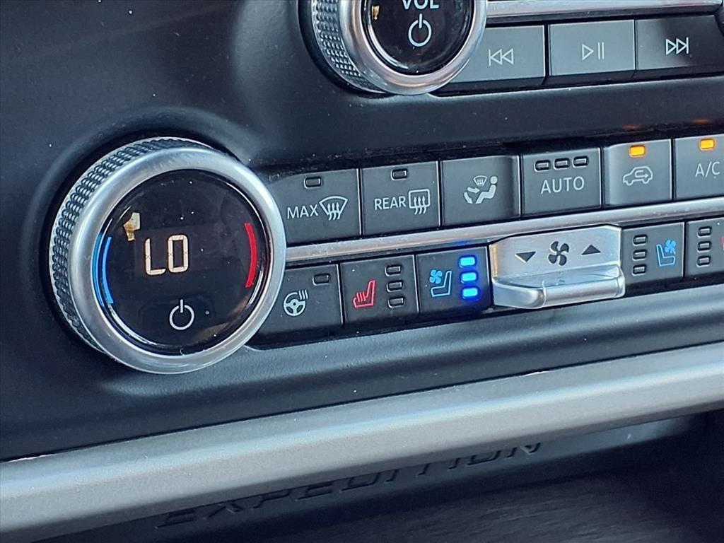 used 2023 Ford Expedition car, priced at $54,988