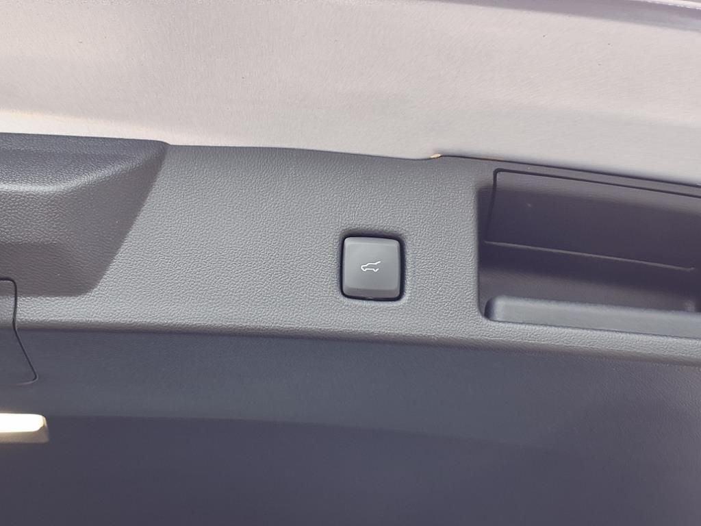 used 2022 Ford Escape car, priced at $24,288