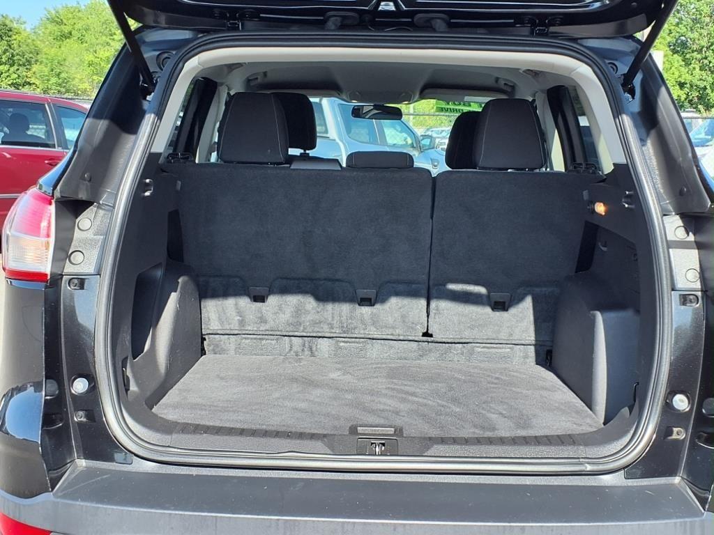 used 2015 Ford Escape car, priced at $9,998