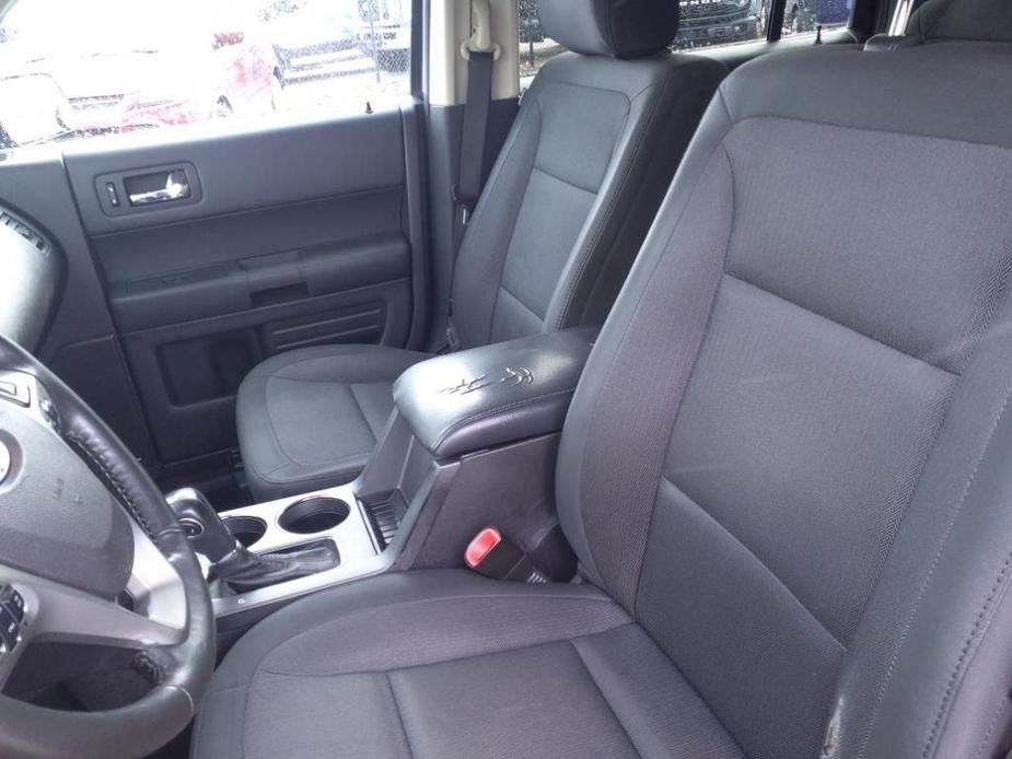 used 2013 Ford Flex car, priced at $5,888