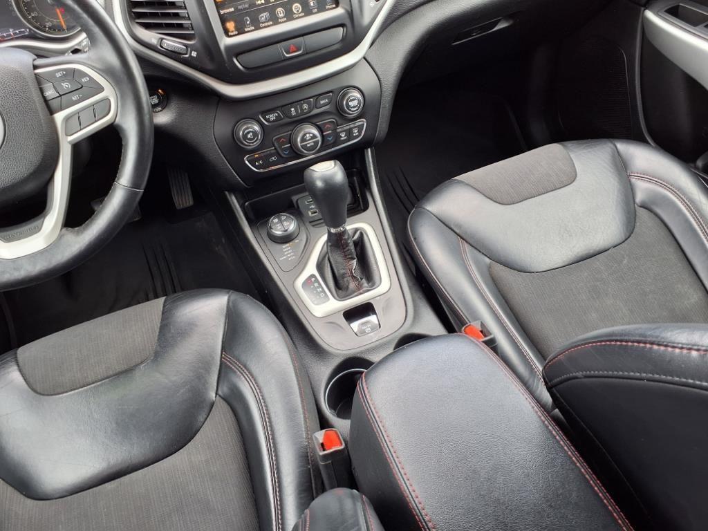 used 2017 Jeep Cherokee car, priced at $14,888