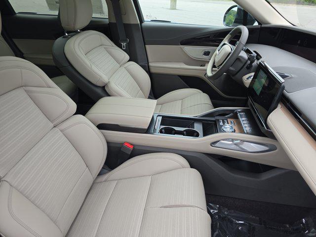 new 2025 Lincoln Nautilus car, priced at $67,480