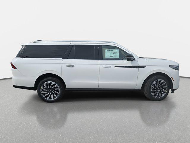 new 2025 Lincoln Navigator car, priced at $123,340