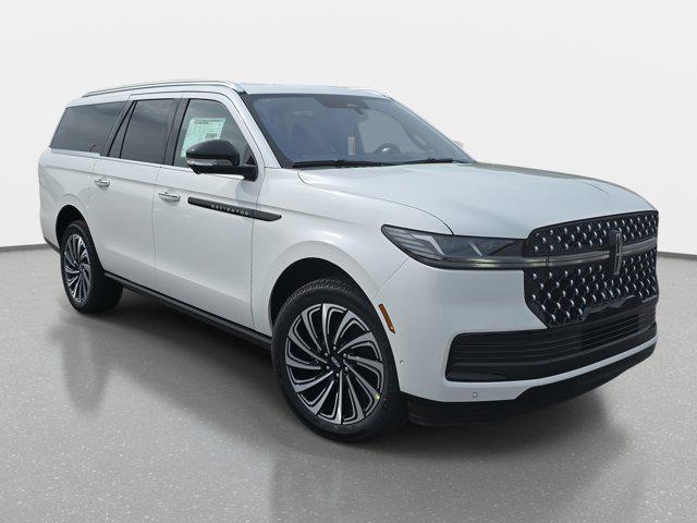 new 2025 Lincoln Navigator car, priced at $123,340