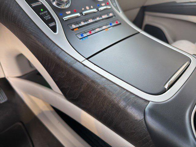 used 2020 Lincoln Nautilus car, priced at $25,599