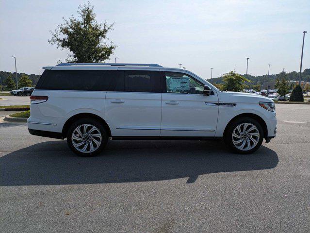 new 2024 Lincoln Navigator car, priced at $103,729