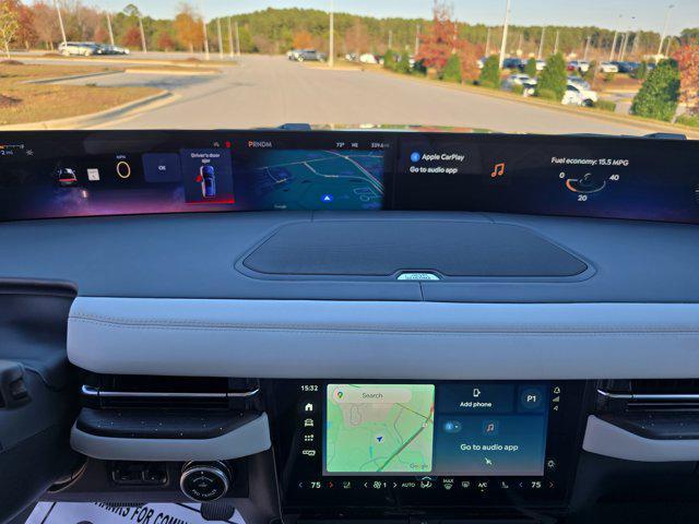 new 2025 Lincoln Navigator car, priced at $125,335