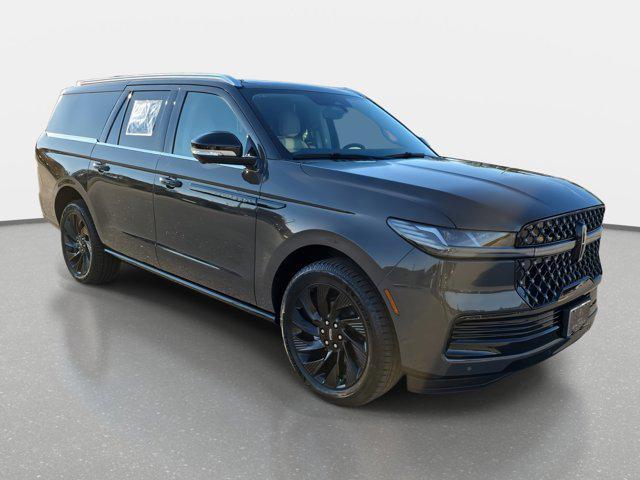 new 2025 Lincoln Navigator car, priced at $125,335